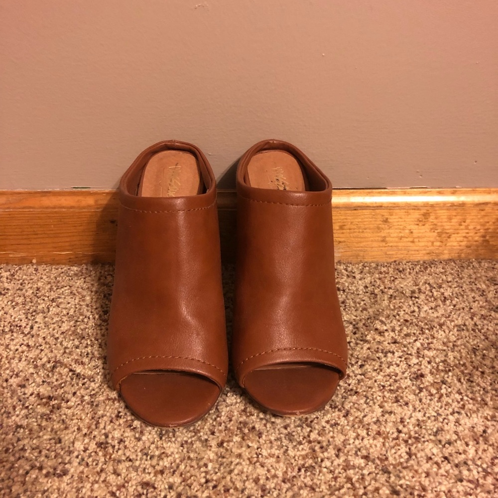 Mules with heels